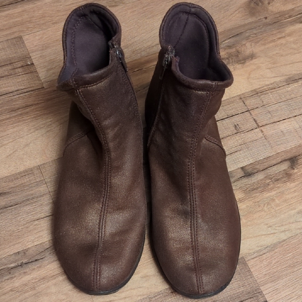 Arcopedico Dark Brown Color Footwear Size 39